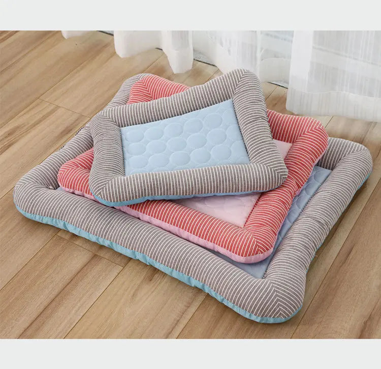 Cooling Mat for Dogs & Cats - Ice Silk Summer Sleep Pad, Soft & Breathable Pet Blanket